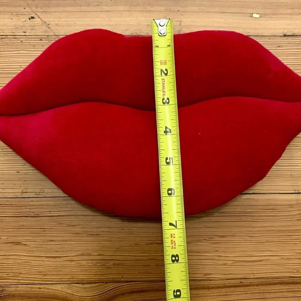 Red velvet lips accent pillow, handmade.